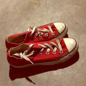 Red converse all stars